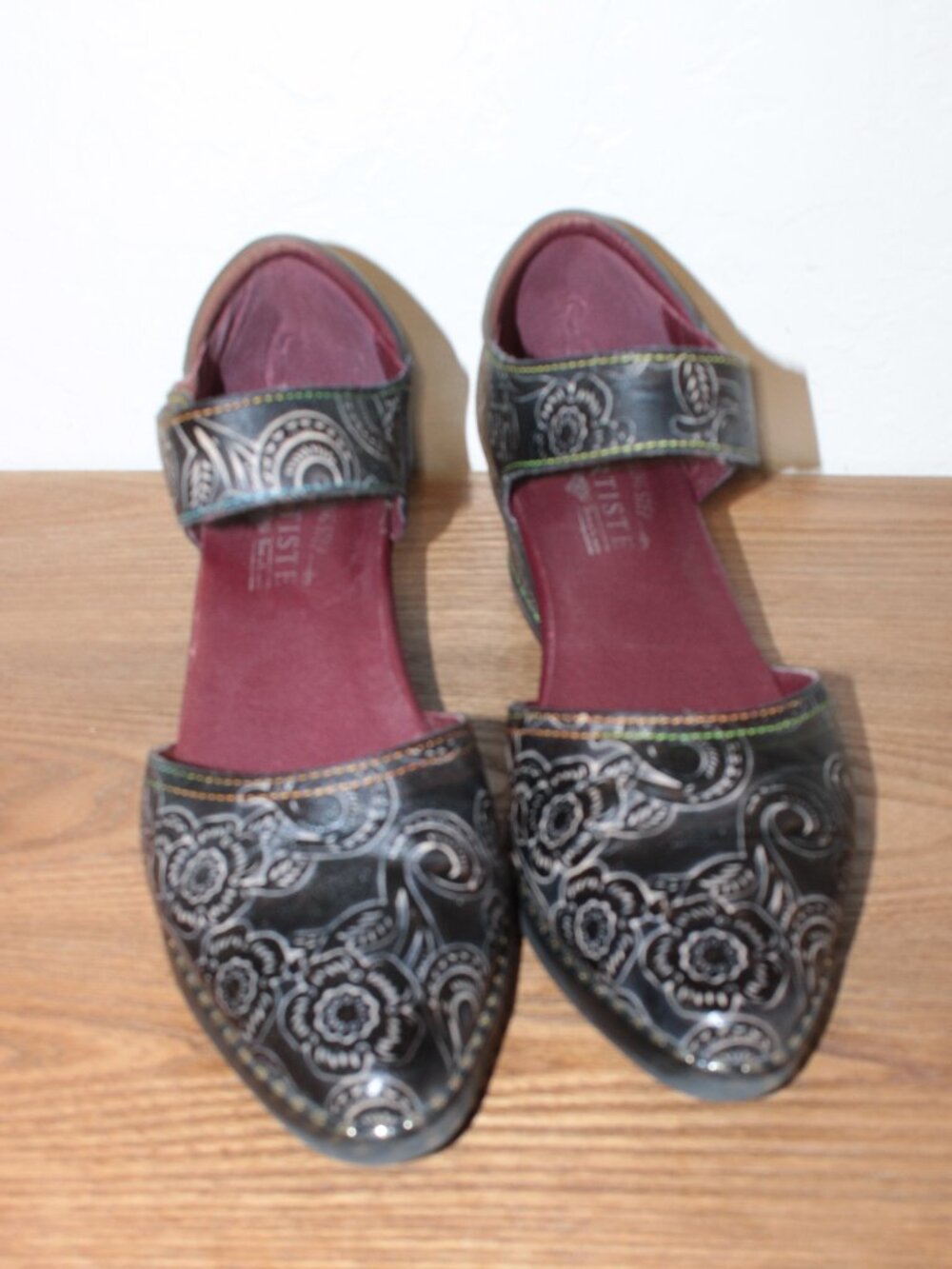 L’Artiste by Spring Step Black Embossed Floral Mary Jane Heels EU 41 / US 10 NWO